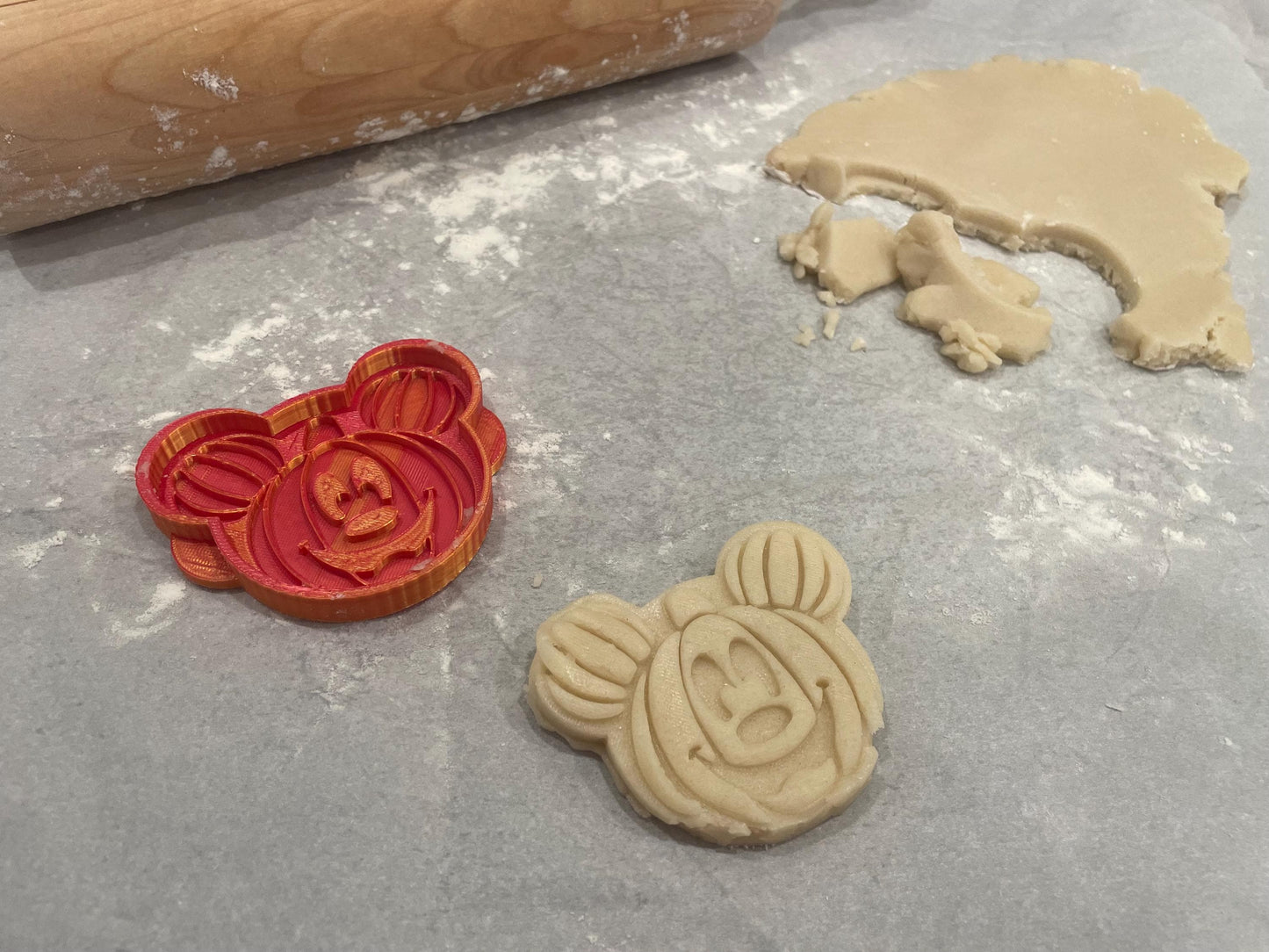 Mickey Mouse Pumpkin Cookie Cutter & Minnie Mouse Ghost Cookie Cutter | 2 Pack Halloween Baking Set