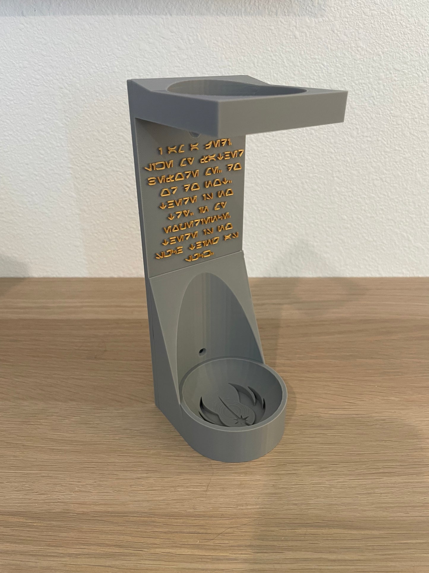 Savi's Workshop Custom Lightsaber Vertical Wall Mount | Pick Your Logo | Choose Aurebesh Inscription | 3D Printed | Free Hardware